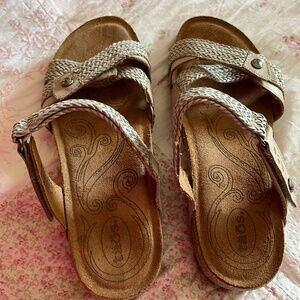 Taos Trulie Woven Sandals